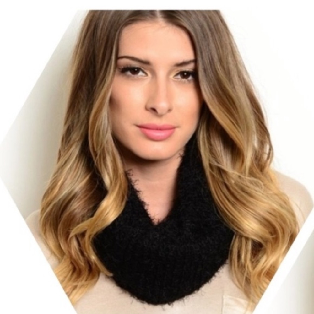 NWT 100% Acrylic Soft Infinity Scarf